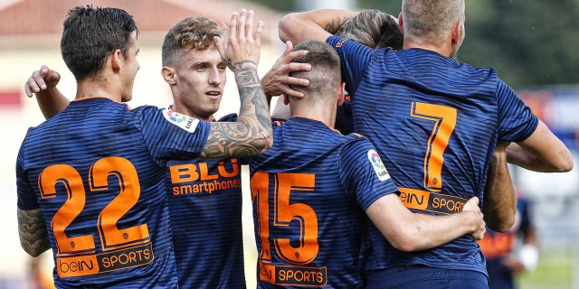 El Valencia estrena la pretemporada con victoria