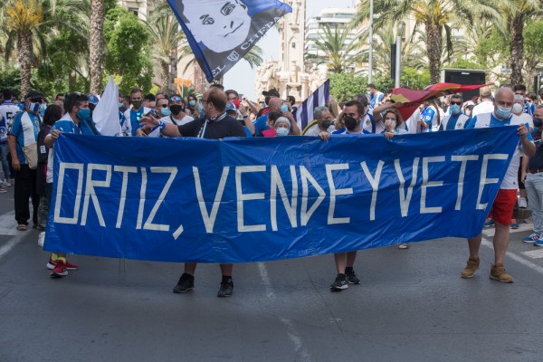Protesta de los aficionados del Hércules (FOTOS: Rafa Molina)