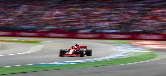Vettel abandona en la vuelta 52


