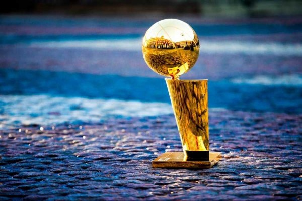El Trofeo Larry O’Brien será expuesto en L’Alqueria del Basket