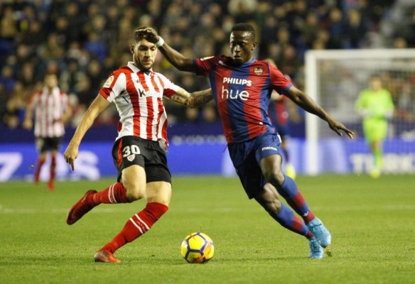 Boateng sufre una lesión en el menisco de la rodilla izquierda