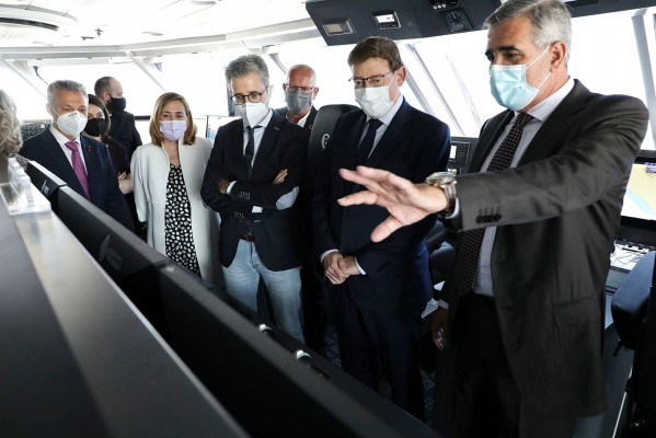 Presentación del 'fast ferry' ecoeficiente de Baleària (fotos TINO CALVO)
