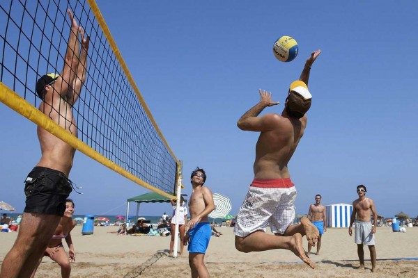 Más de 1.500 personas participarán en eventos deportivos en la Platja del Cabanyal el fin de semana del 27 al 29 de julio