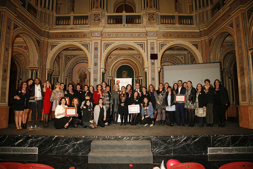 Los reconocimientos DONAiDONA al compromiso social de las empresas