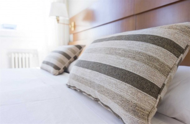 Las pernoctaciones en los hoteles de la Comunitat aumentan un 1,8% hasta junio