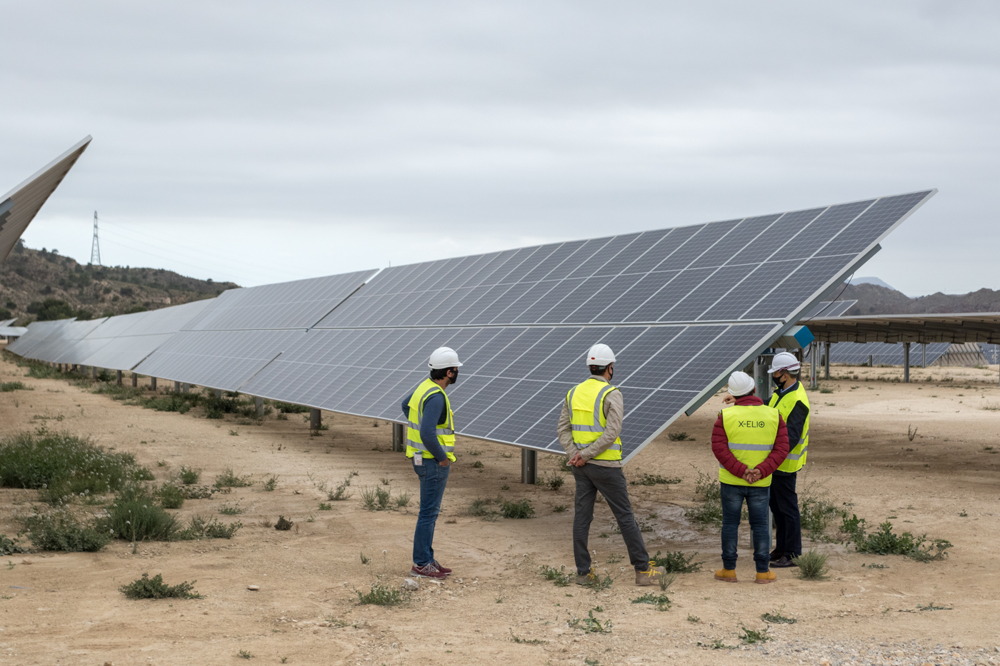 Visita a la planta solar de X-Elio en Xixona / (Fotos: PEPE OLIVARES)