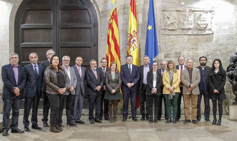 Ximo Puig, tras presidir la reunión de la Mesa del Dialogo Social este jueves - 
