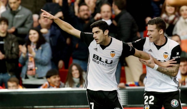 El PSG sigue esperando hacer 'caja' por Guedes