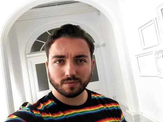El selfiematón de Adrián Martín