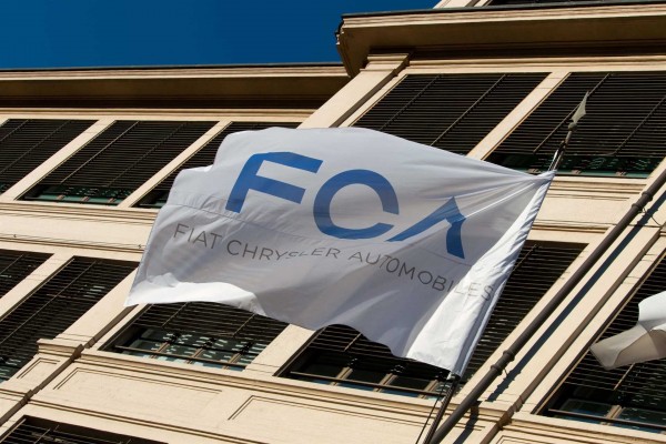 Fiat Chrysler se desploma en bolsa tras la muerte de su ex consejero delegado