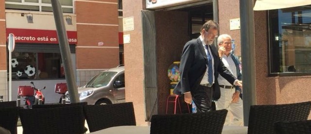 Rajoy deja Santa Pola y consigue plaza como registrador en Madrid