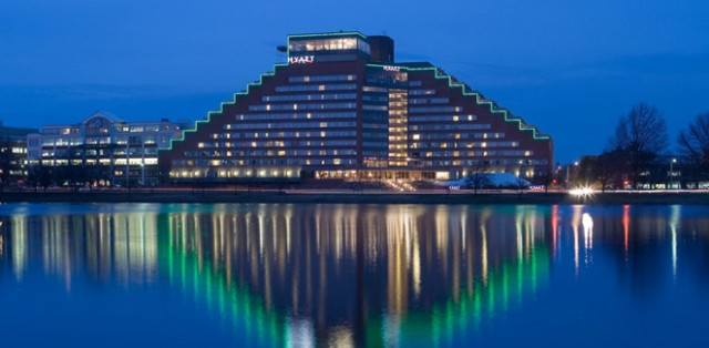 Contraopa a la vista por NH Hotel Group a cargo de los americanos de Hyatt