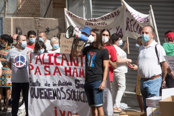 Concentración en la Zona Norte contra la pobreza en Alicante (Fotos: RAFA MOLINA) 