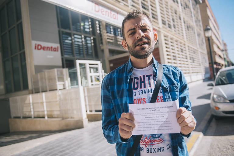 Afectado de iDental. Foto: KIKE TABERNER - 