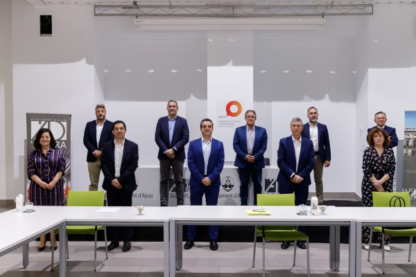 ForoAP Industria resilente en La Foia y L'Alcoià (fotos PEPE OLIVARES)