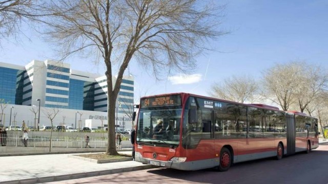 La Generalitat reforzará metro y autobuses interurbanos por el parón del taxi