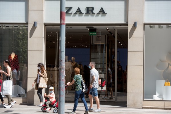 Reapertura de comercios y terrazas en Alicante en la Fase 1 (Fotos: RAFA MOLINA)