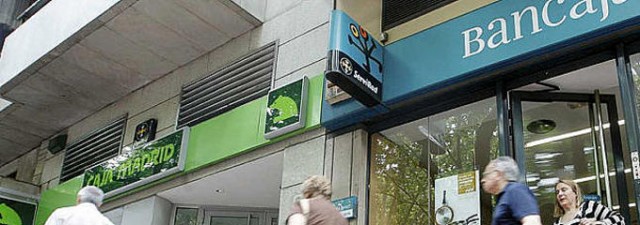 El FROB envía a la Fiscalía diez operaciones de Bancaja y Caja Madrid