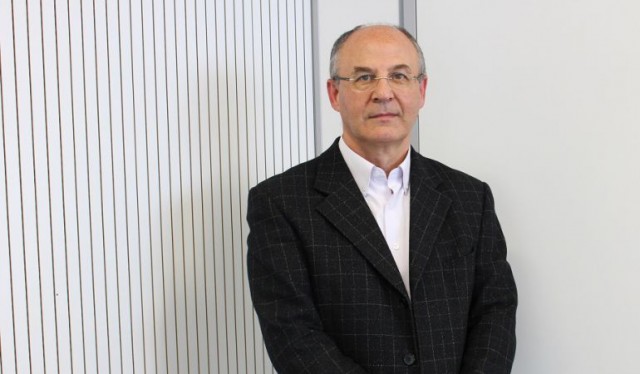 El Consell cree que hacen falta medidas legislativas y no solo transferir competencias en el taxi y VTC