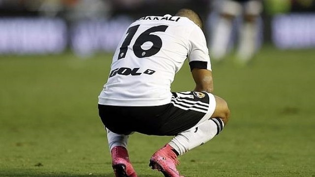 
Los problemas en el pubis impiden a Bakkali dar un paso al frente con Neville