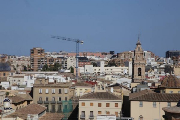 València permitirá el uso hotelero en la primera planta aunque haya oficinas