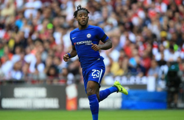 Batshuayi se complica