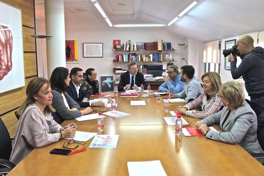 El PSPV prepara un bombardeo de actos en septiembre para tomar ventaja sobre Compromís