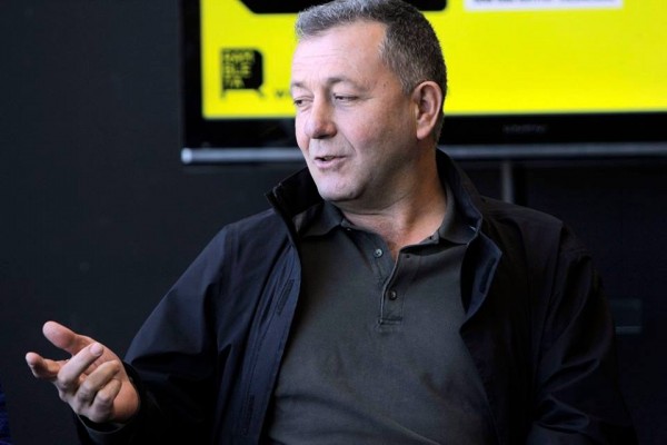 Aproximación a Vicent Todolí, el valenciano que dirigió la Tate Modern y vive sin electricidad rodeado de olivos