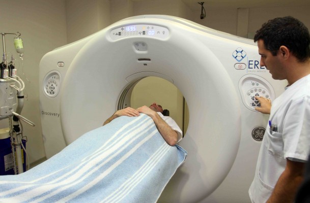 El Hospital General renovó en 2015 sin concurso tres contratos con Eresa por 40 millones