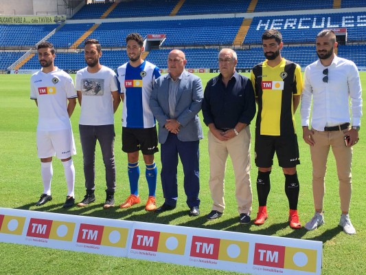 TM vuelve a lucir en la camiseta blanquiazul
