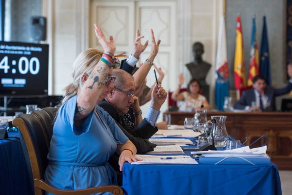 El PP de Alicante pagó en mayo un contrato menor a otra empresa de su asesor cesado