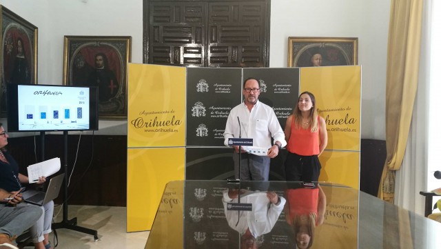 Orihuela presenta el borrador de presupuestos: tres millones menos por la bajada de impuestos
