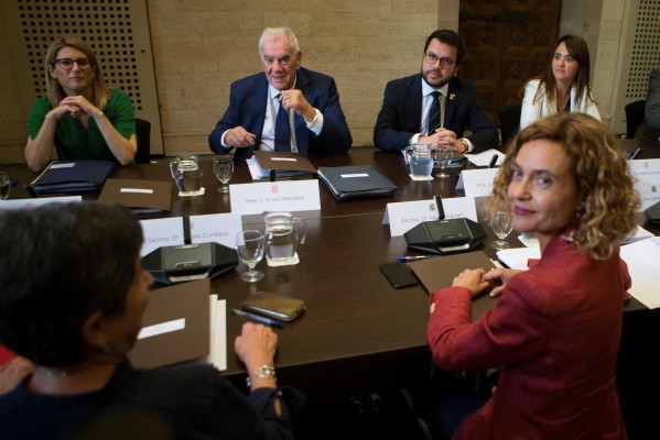 El Gobierno activará todas las comisiones mixtas con el Govern y reafirma su 'no' al referéndum