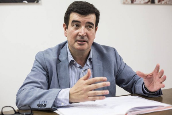 PSOE y Podemos permiten los falsos autónomos de Mercavalència mientras los critican en Málaga