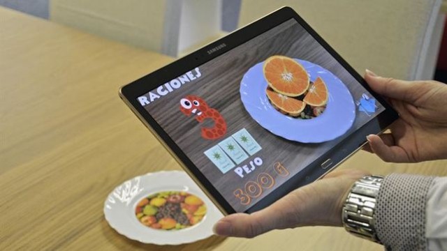 Una app de realidad aumentada ayuda a que los niños diabéticos aprendan qué hidratos comer