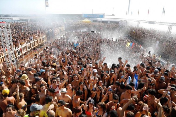 Alfred García, Taburete y Arkano protagonizan una nueva jornada del Arenal Sound