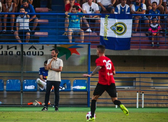 Hércules llega al ecuador de la pretemporada con buenas sensaciones y tres fichajes pendientes