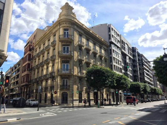 La Generalitat pagará otro alquiler para un ente público pese a tener edificios vacíos