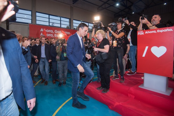 Mitin de Pedro Sánchez en Elda (fotos Rafa Molina)