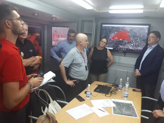 Incendio de Llutxent: A expensas del viento de la tarde