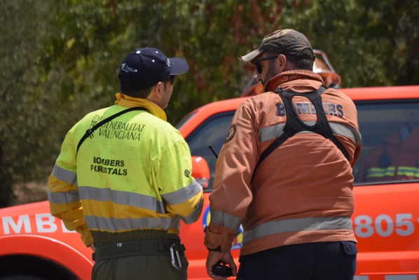 Los sindicatos convocan una huelga de bomberos forestales en la Comunitat