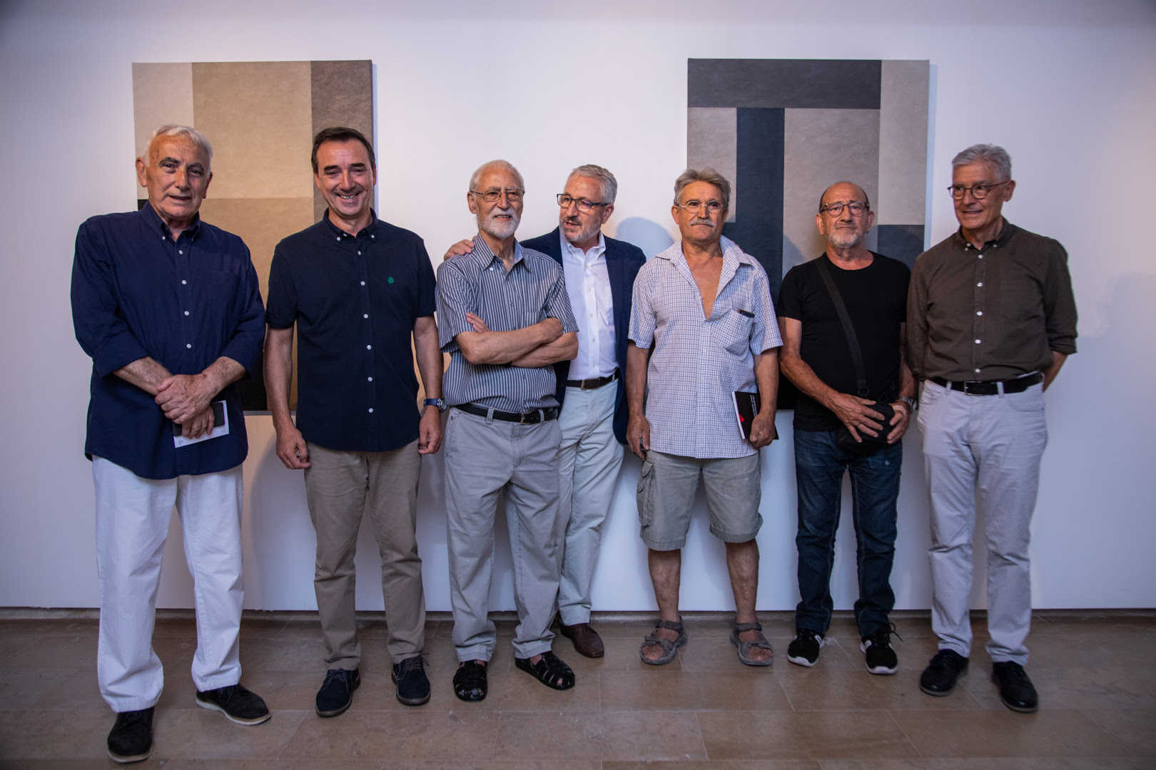 Riba-roja del Túria exhibe el 'mundo geométrico' de Enric Mestre