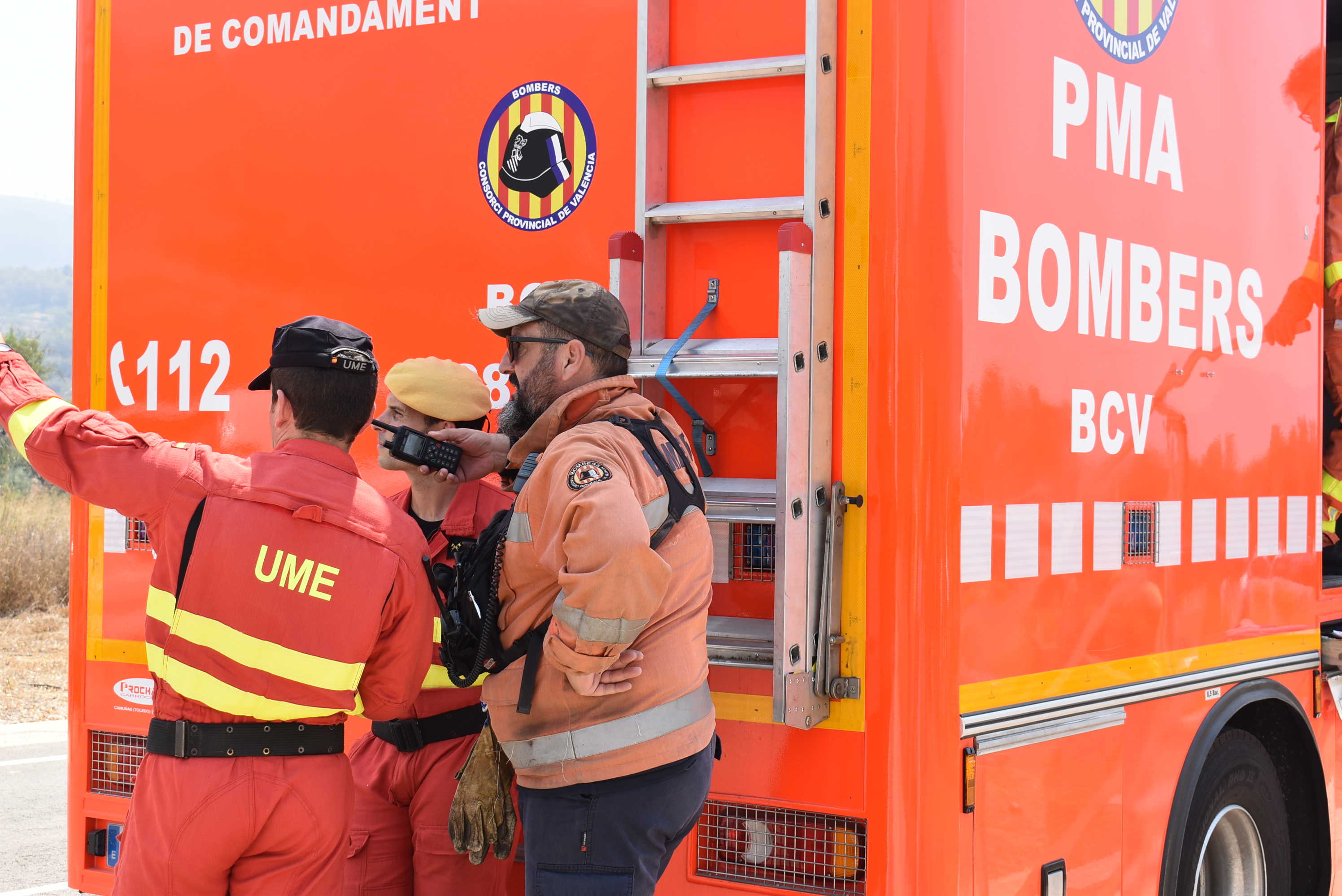 El Gobierno central tumba la subida salarial pactada con los bomberos forestales valencianos