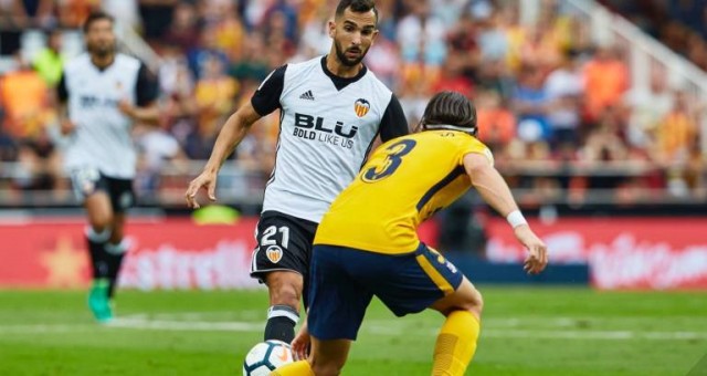 Southampton, Fulham y Brighton compiten para fichar a Martín Montoya