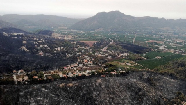 Estabilizado el incendio de Llutxent tras arrasar más de 3.000 hectáreas
