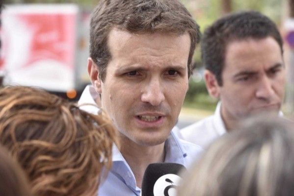 Casado critica el nombramiento de altos cargos del Ejecutivo que recaen en 