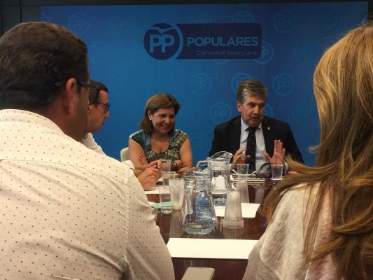 Ignacio Cosidó se suma a Casado en el apoyo a Bonig como candidata a la Generalitat