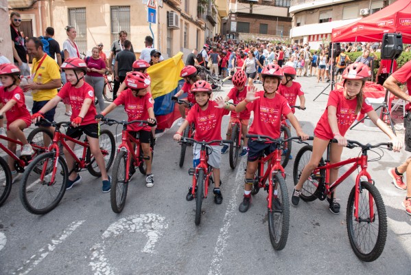 Final de etapa de La Vuelta en Alicante (Fotos: RAFA MOLINA)
