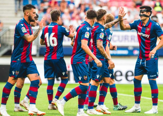 El Levante mantiene el bloque para prolongar la racha final del año pasado

