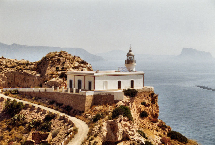 ¡Tierra a la vista! Estos son los diez faros de la Comunitat Valenciana que no puedes perderte 